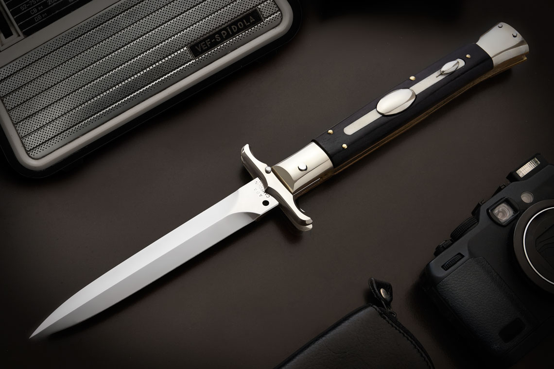 Batwing Knife